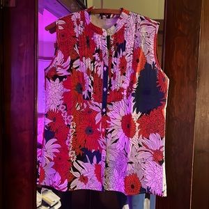 Button down, sleeveless floral print top